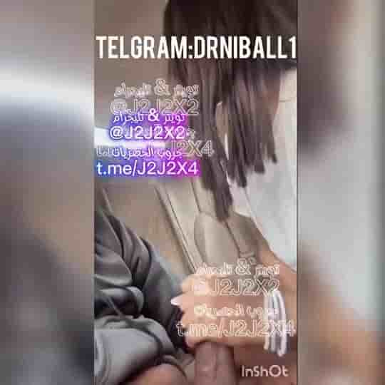 شرموطة مولعة في مقاطع سكس سعودي تمص زب زبون ينيكها جوا السيارة في الموقف